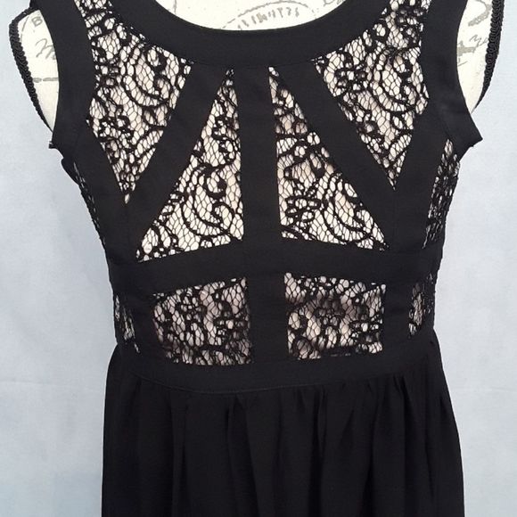 High Low Black and Nude Dress. - Picture 3 of 16